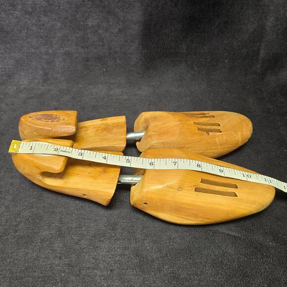 Vintage Andrisen Morton Co. Wooden Boot Tree Shoe Forms - Picture 7 of 9